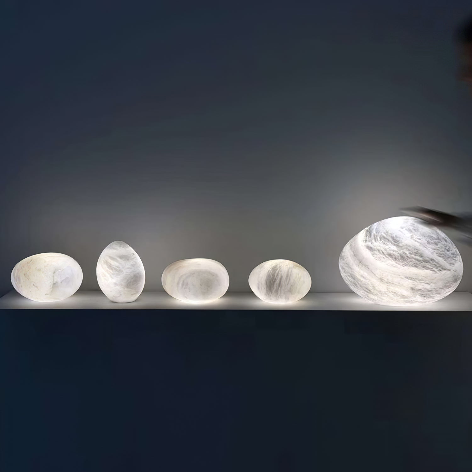 Nivisaya Pebbles Alabaster Pendant Lamp