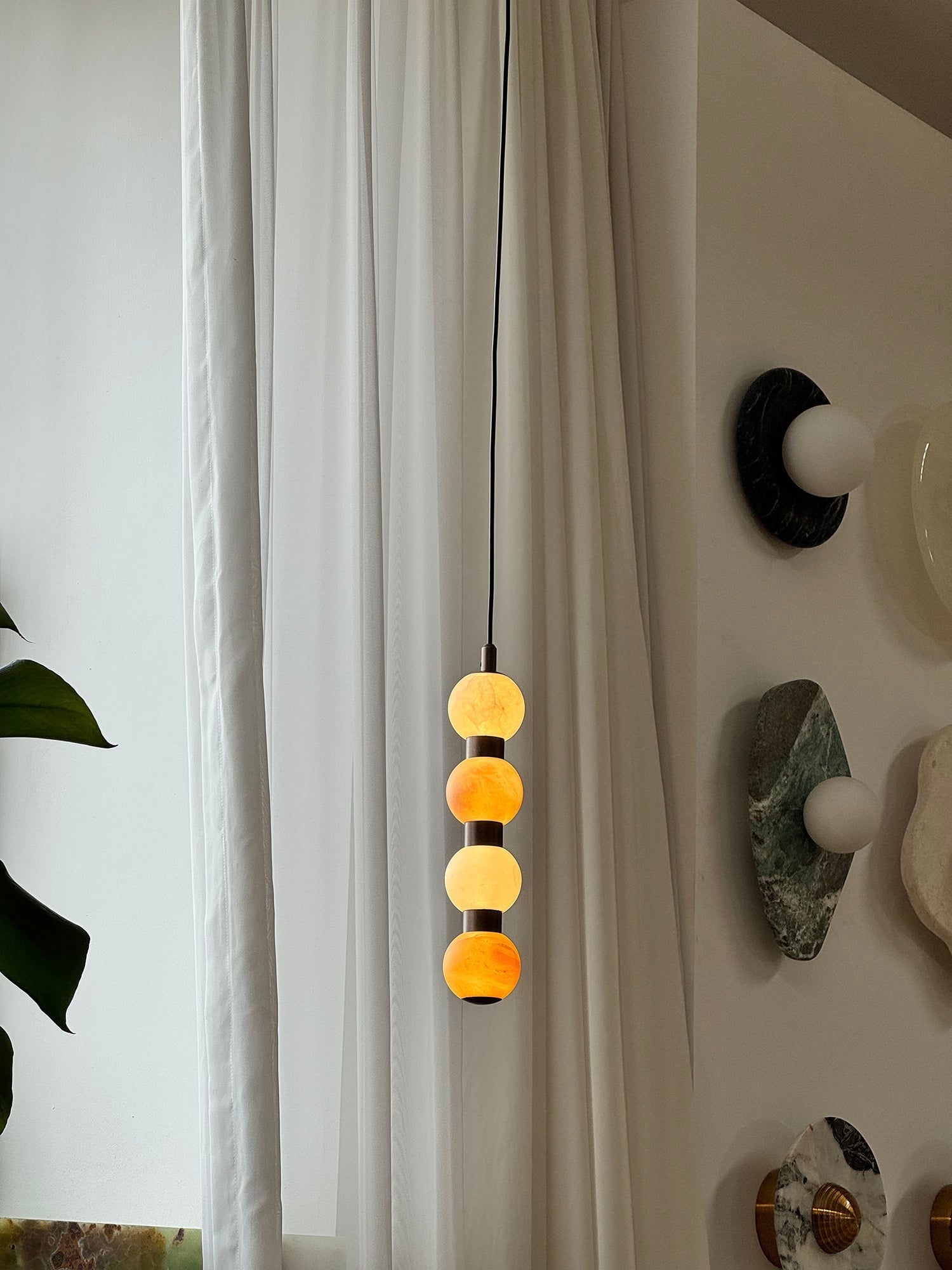 Ulshae Pendant Lamp