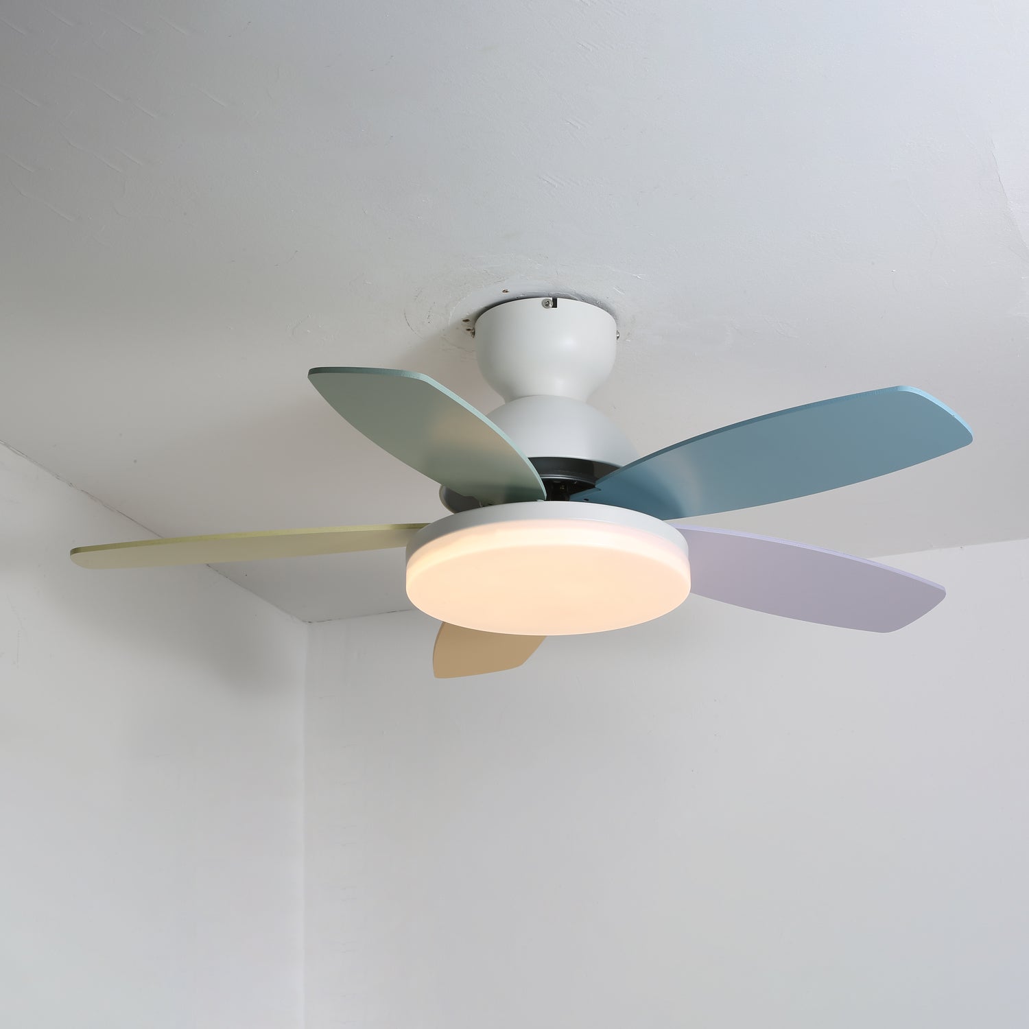 Eireise Colorful Glass Kids Ceiling Fan Light