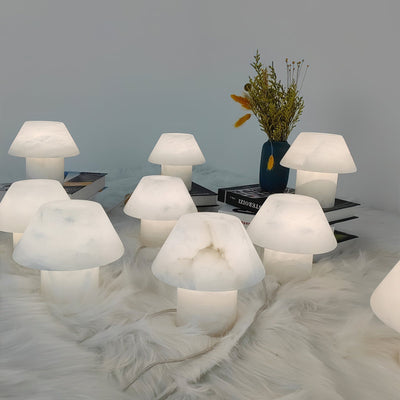 Alamir Table Lamp
