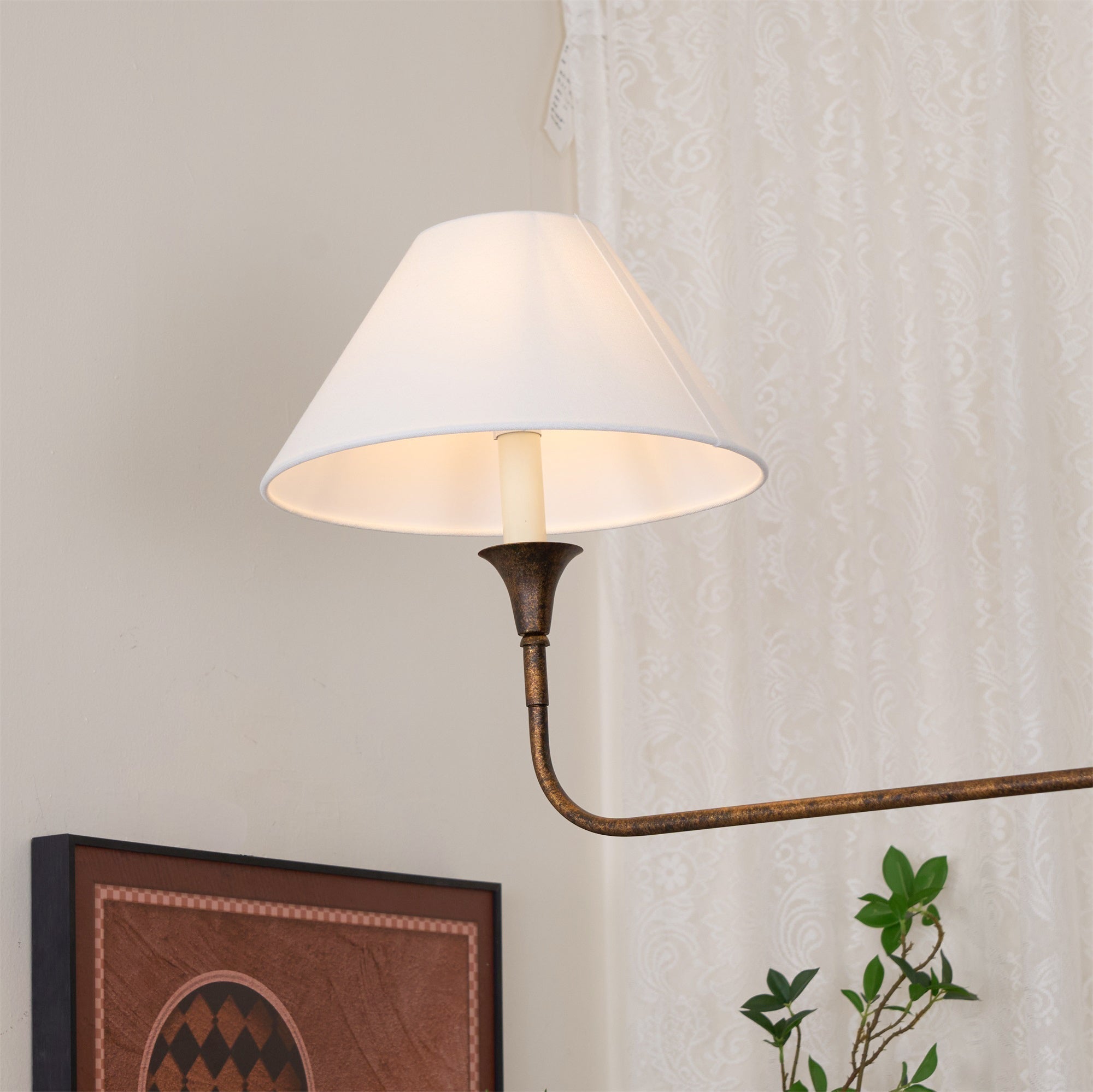 Avenoreon Chandelier