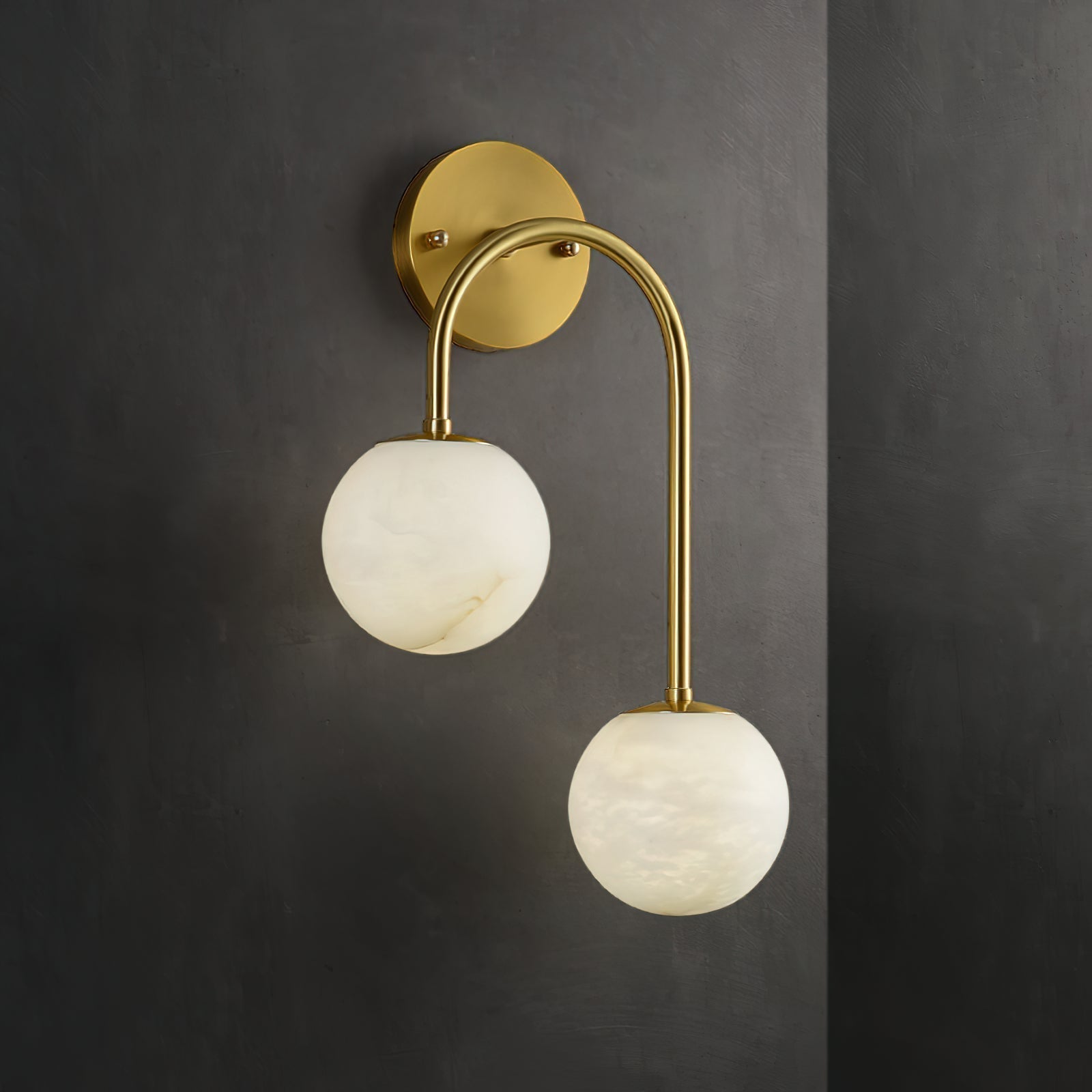 Elthaila Wall Lamp