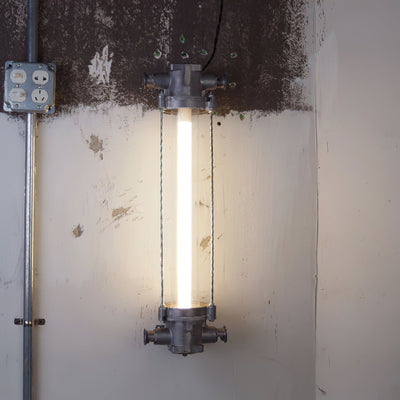 Nyliryra Wall Lamp