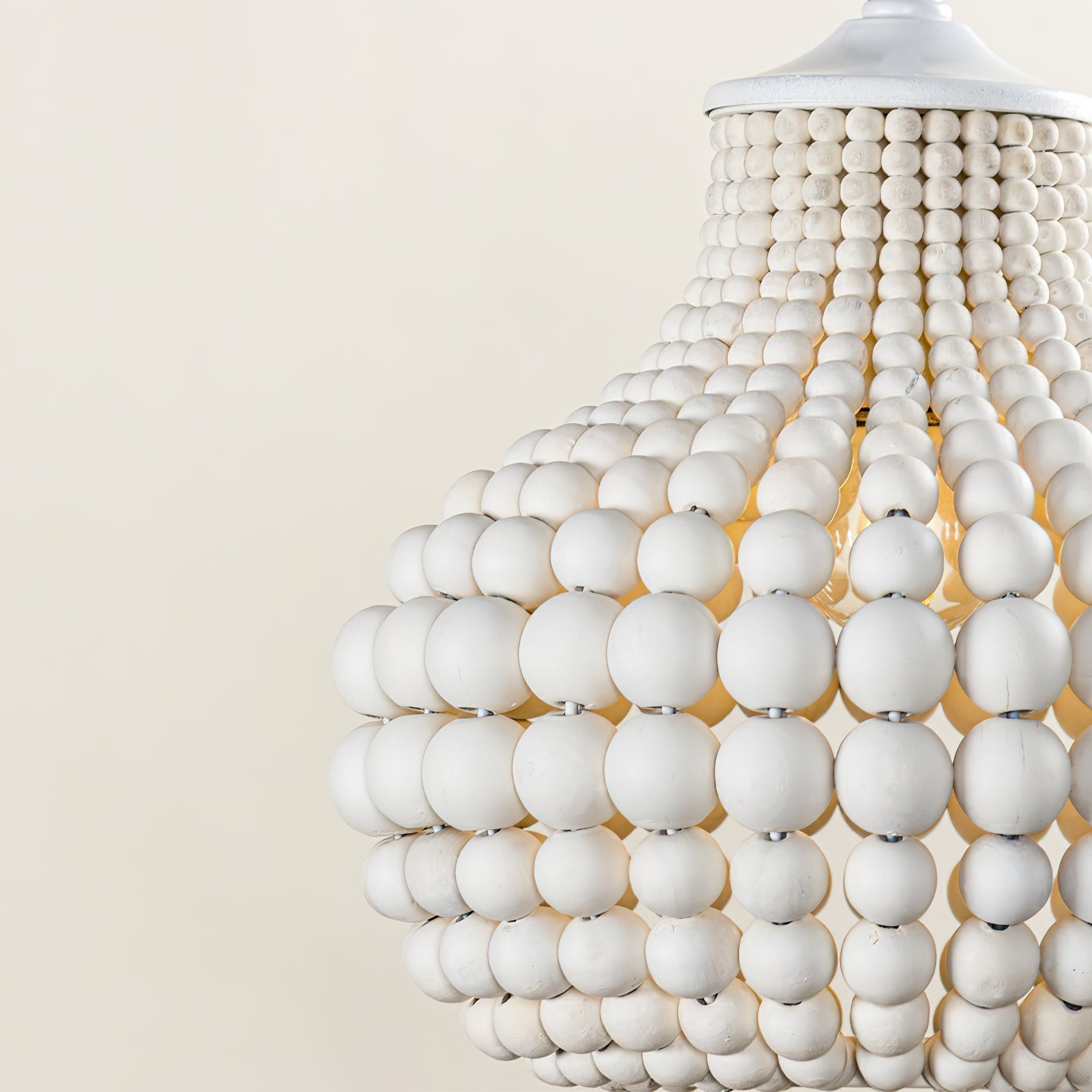 Avenelette Beaded Pendant Lamp