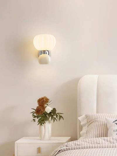 Elaiaria Wall Lamp