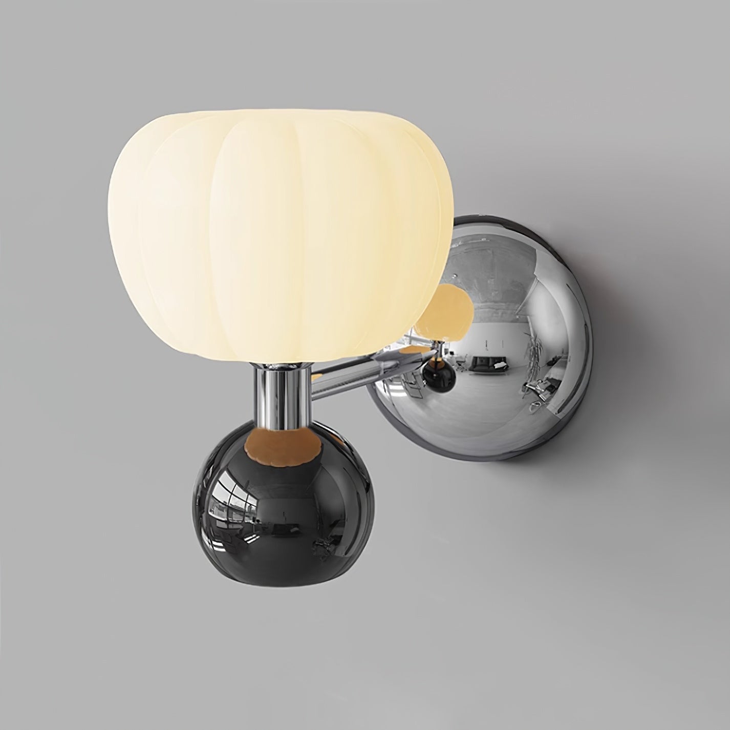 Elaiaria Wall Lamp