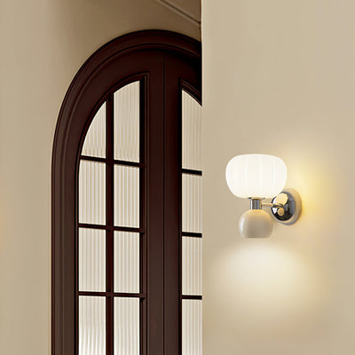 Elaiaria Wall Lamp