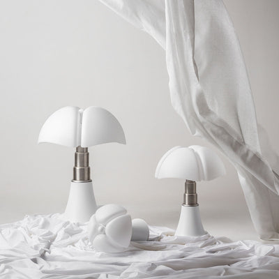 Flaria Table Lamp