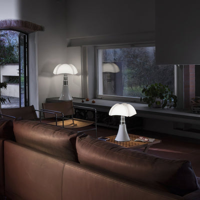 Flaria Table Lamp