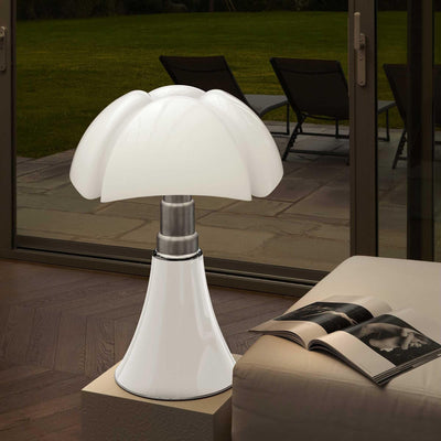 Flaria Table Lamp