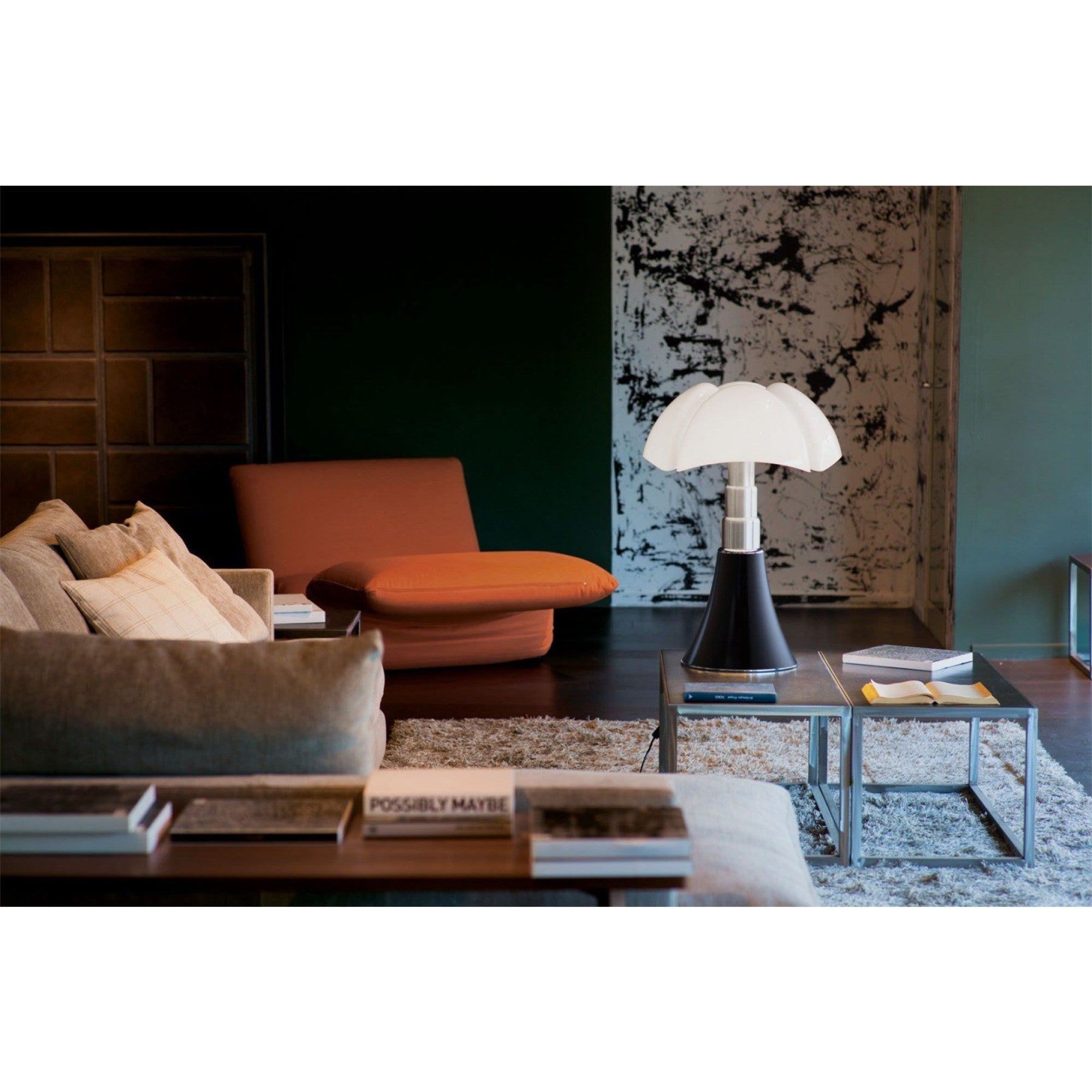 Flaria Table Lamp