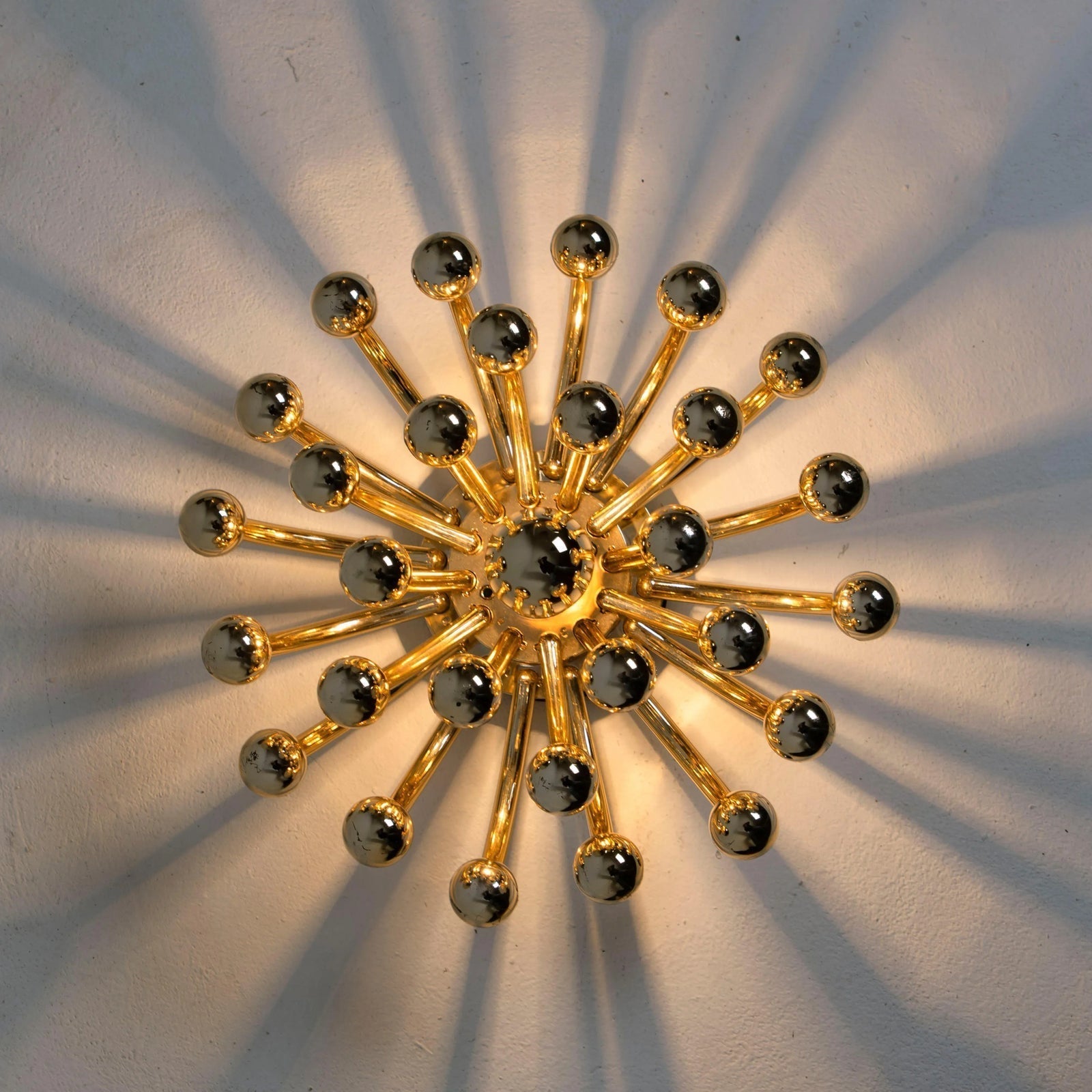 Solaryn Wall Light