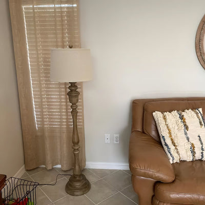 Steppy Traditional Floor Lamp
