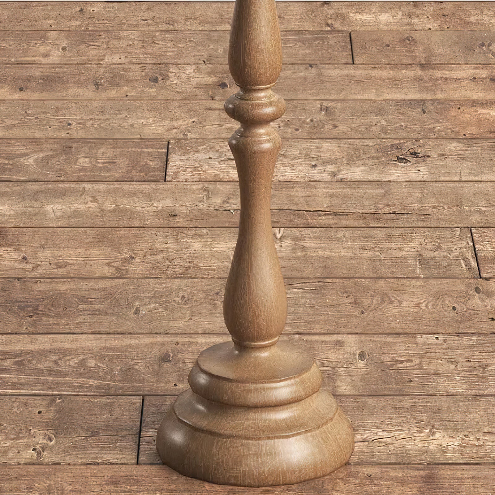Steppy Traditional Floor Lamp