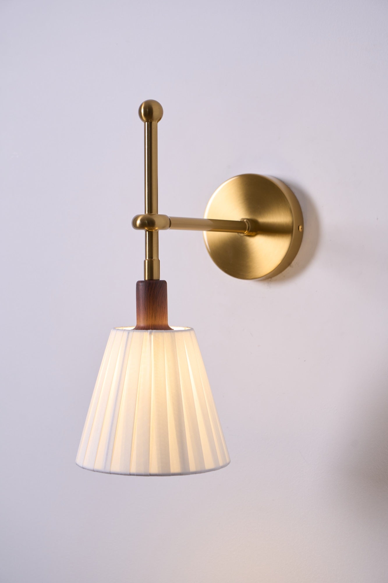 Gairm Wall Lamp Pleated Fabric Brass