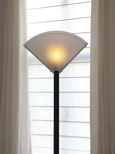 Pleated Fan Floor Lamp
