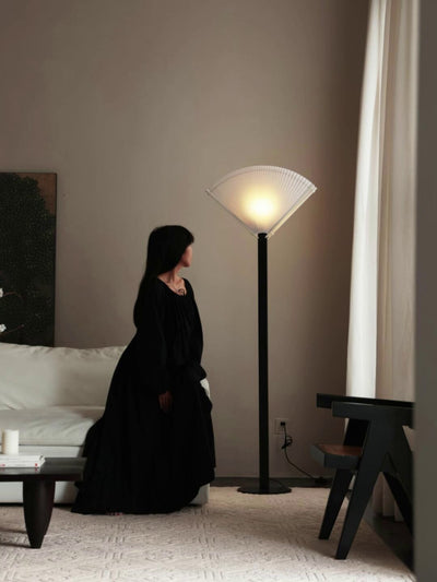 Pleated Fan Floor Lamp