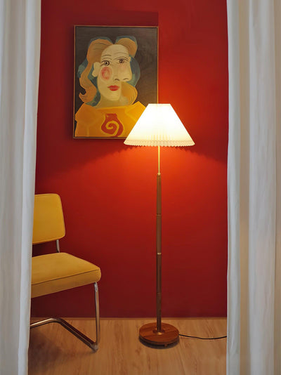 Syleina Minimalist Wood Floor Lamp