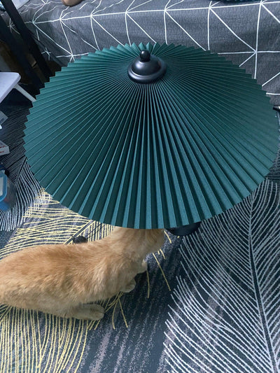 Krenis Fabric Artistic Table Lamp