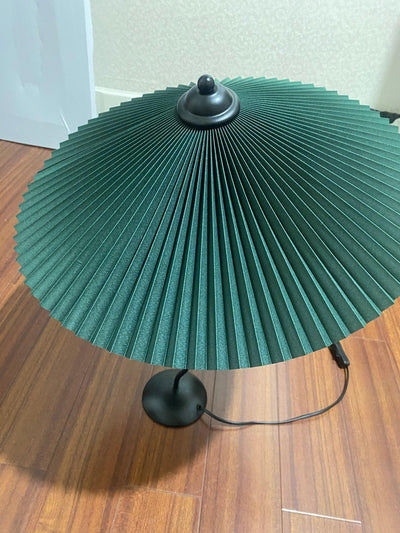 Krenis Fabric Artistic Table Lamp