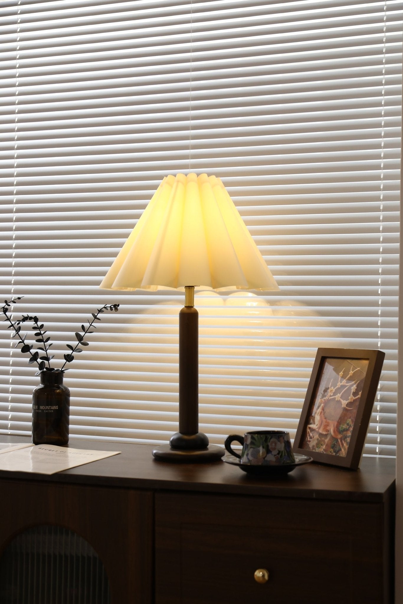 Renanise Table Lamp
