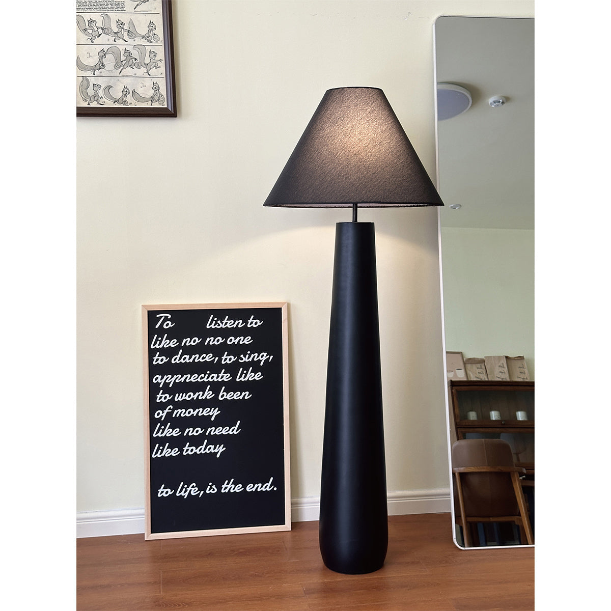 Columnil White Floor Lamp