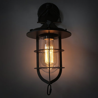 Zatheir Wall Lamp