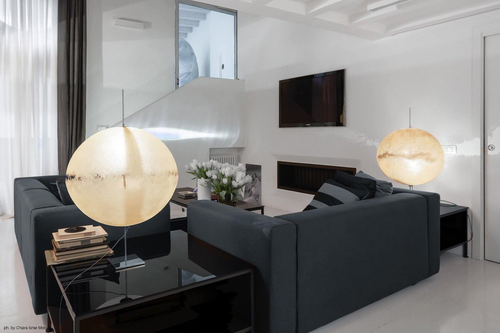 Amara Minimalist Table Lamp