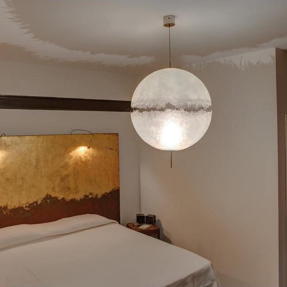 Sel Futuristic Pendant Lamp