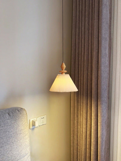 Aldanelia Wood Pendant Light