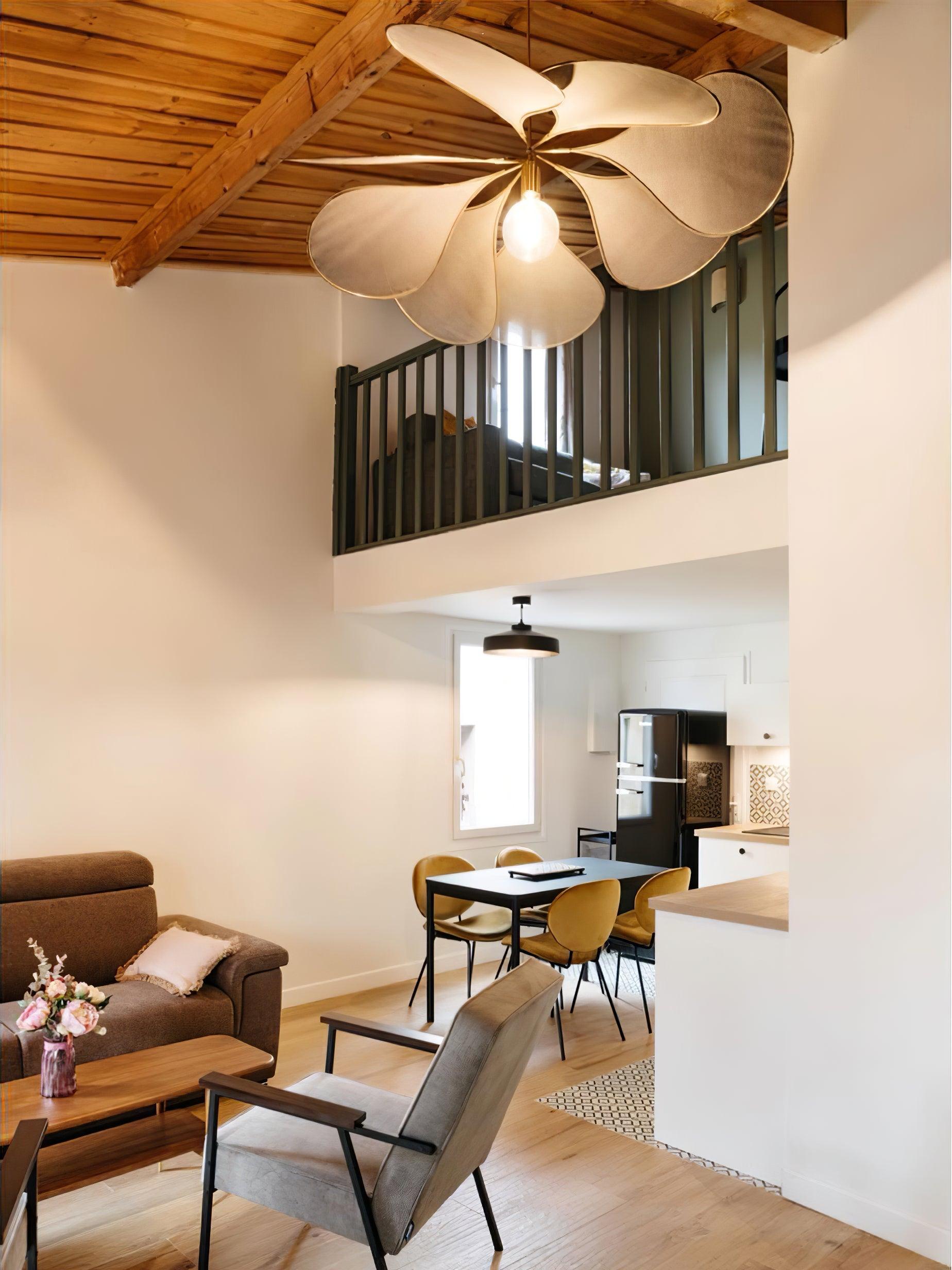 Dax Fabric Nature-inspired Pendant Lamp