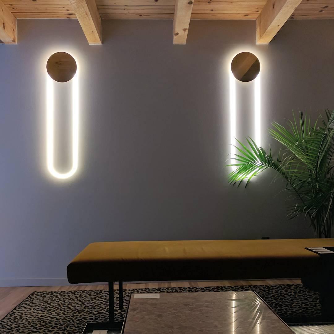 Lalem Acrylic Minimalist Wall Lamp