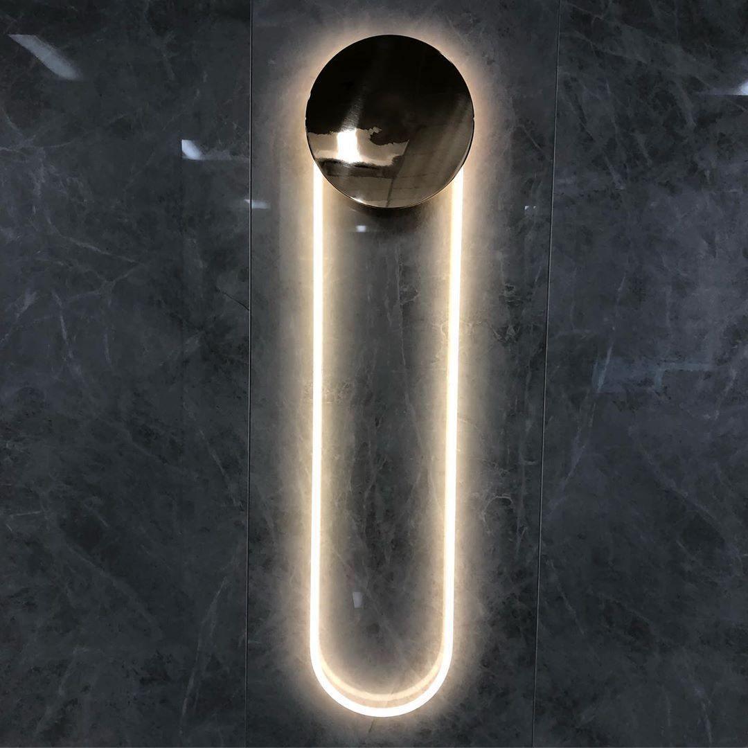 Lalem Acrylic Minimalist Wall Lamp