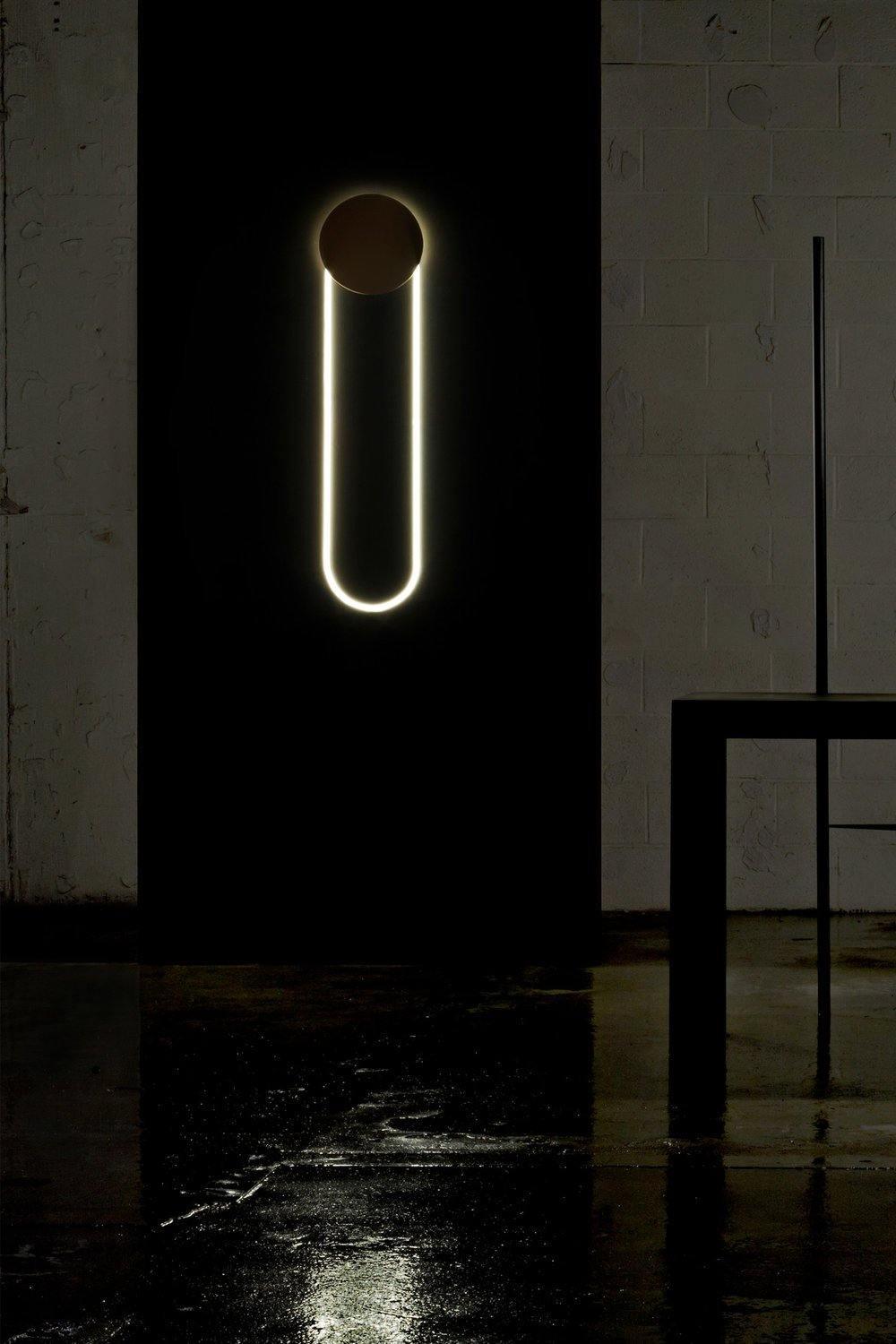Lalem Acrylic Minimalist Wall Lamp