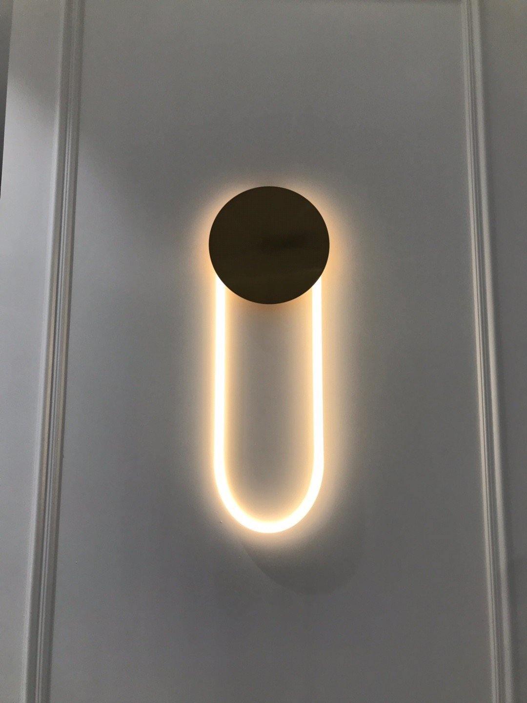 Lalem Acrylic Minimalist Wall Lamp