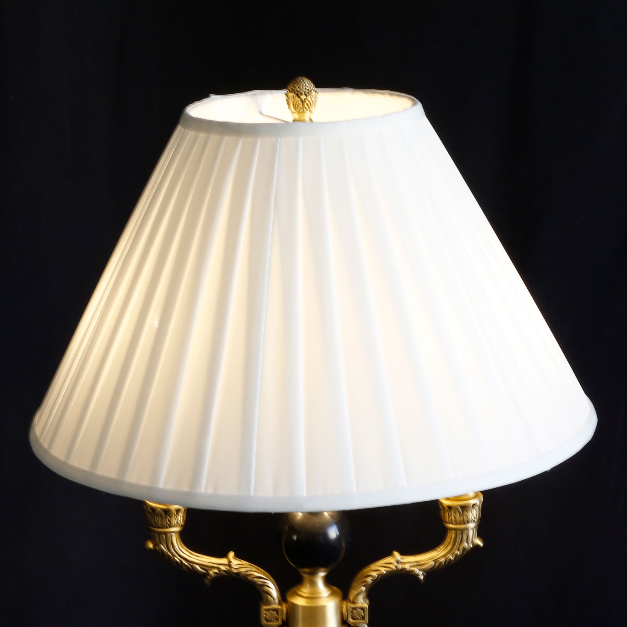 Thibault Table Lamp