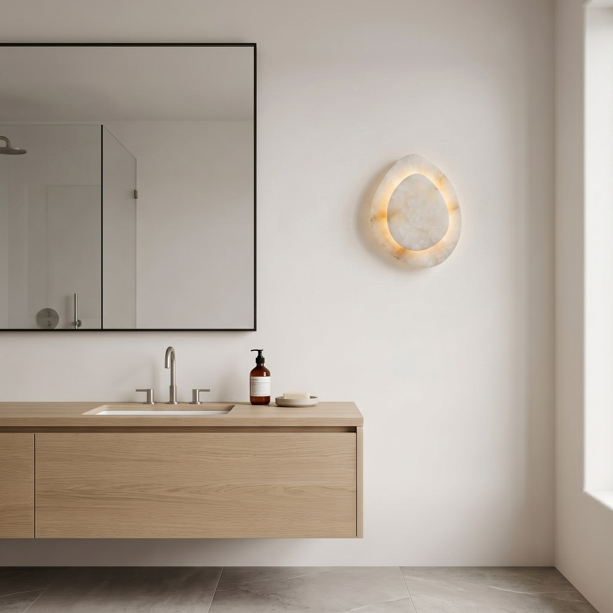 Avenalina Wall Light