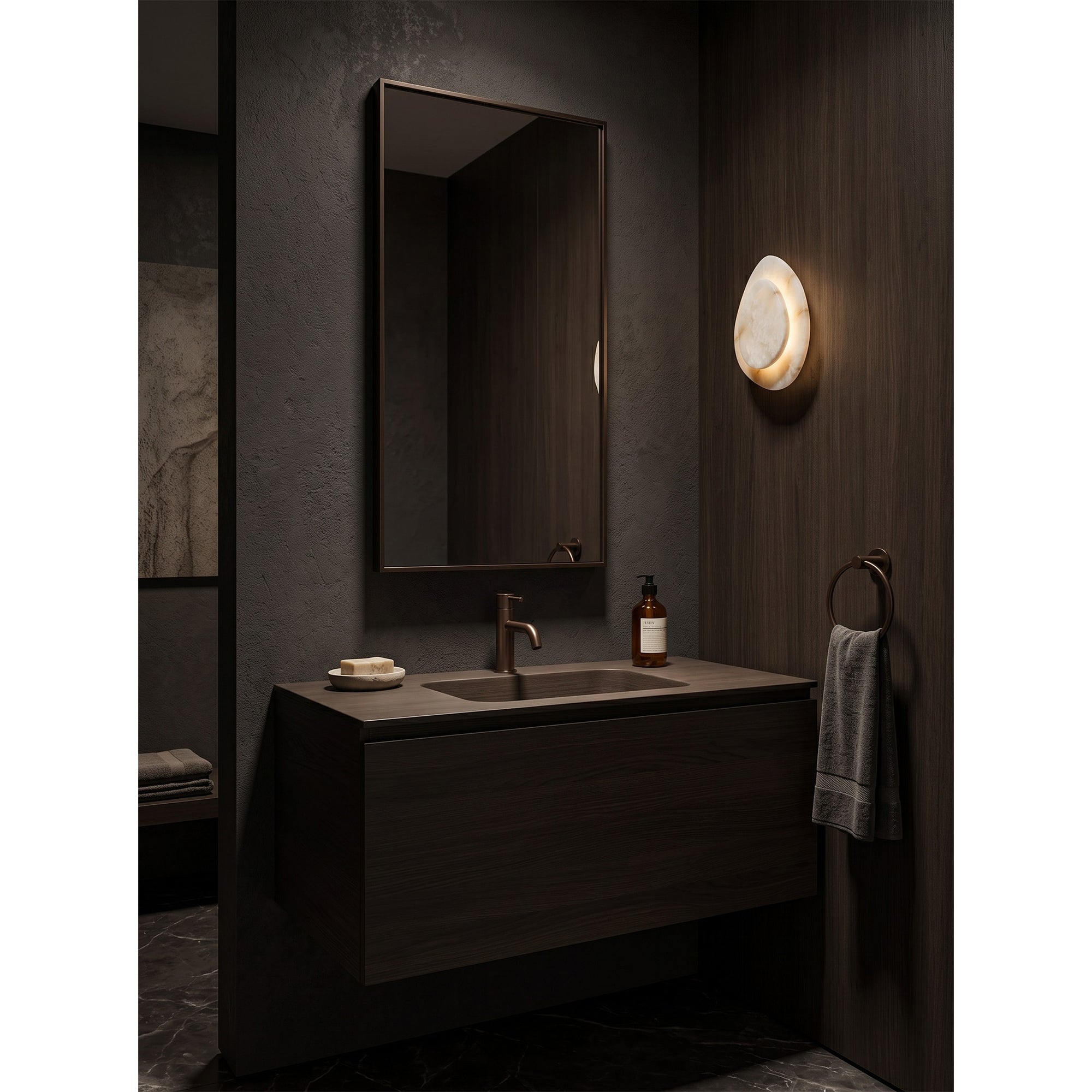 Avenalina Wall Light