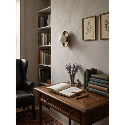 Elaenine Wall Light