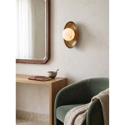 Elaenine Wall Light
