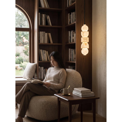 Avenivaine Pendant Light