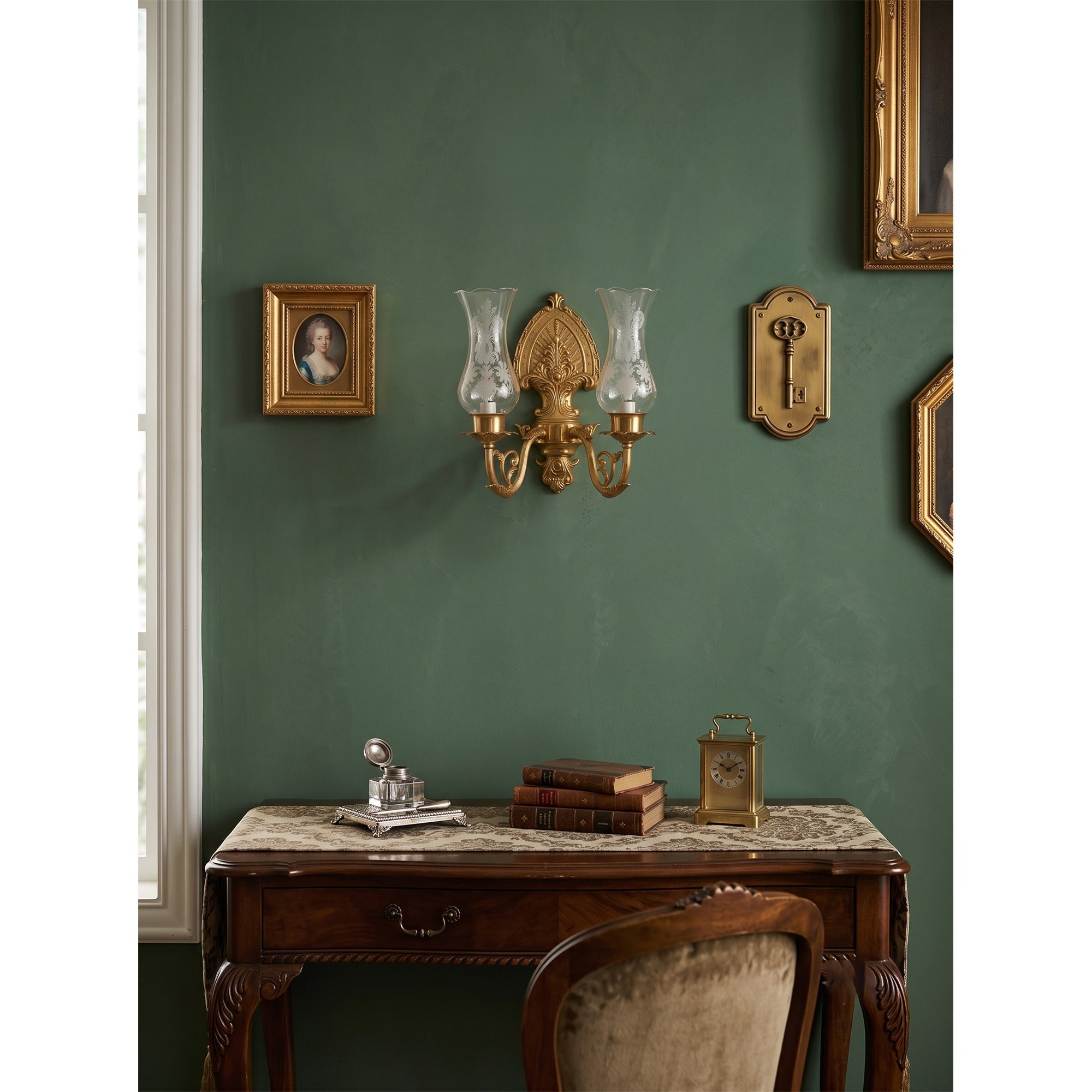 Elaarenne Wall Light