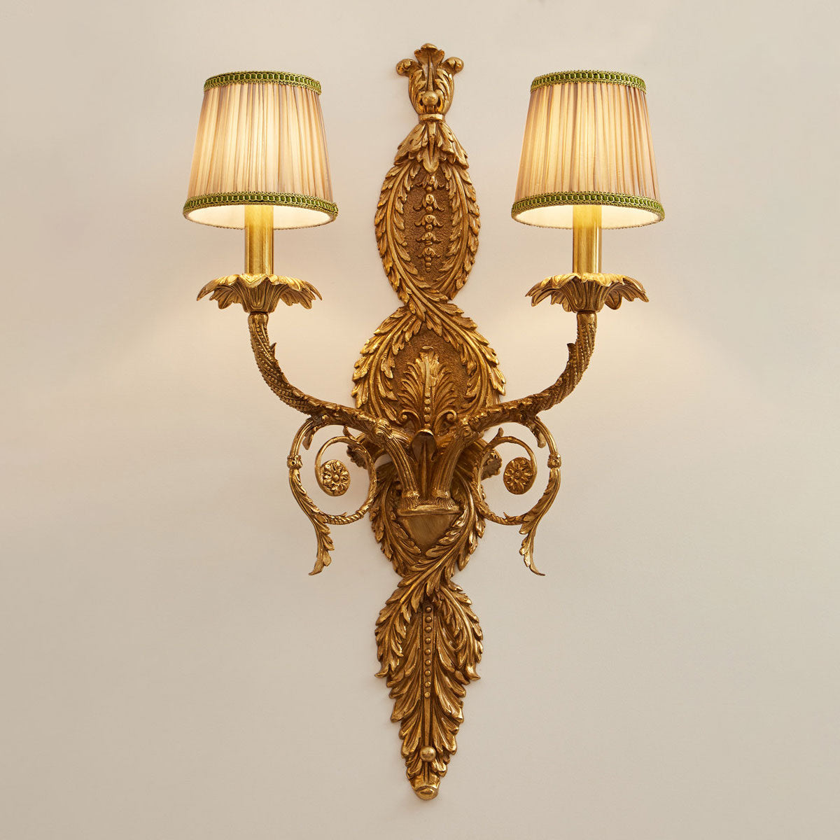 Regals Wall Sconce