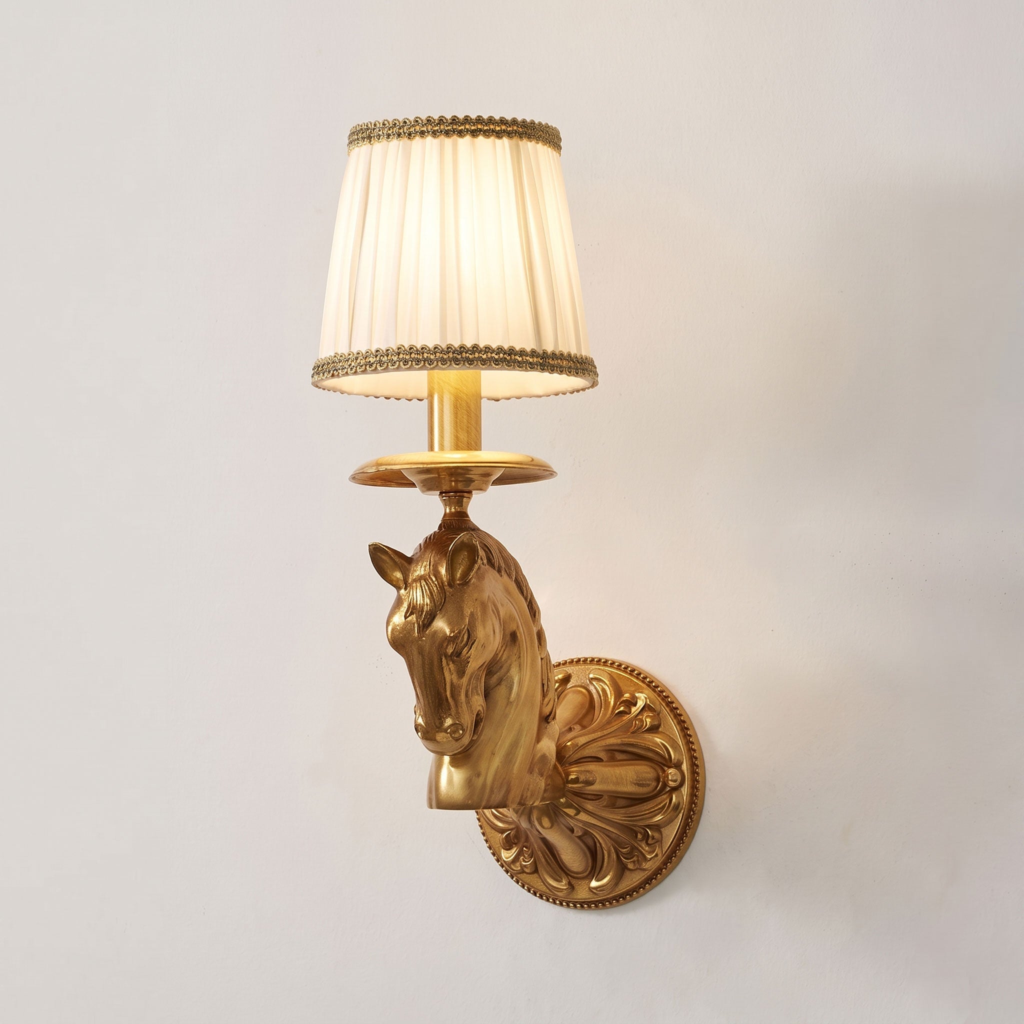 Avenisina Wall Light