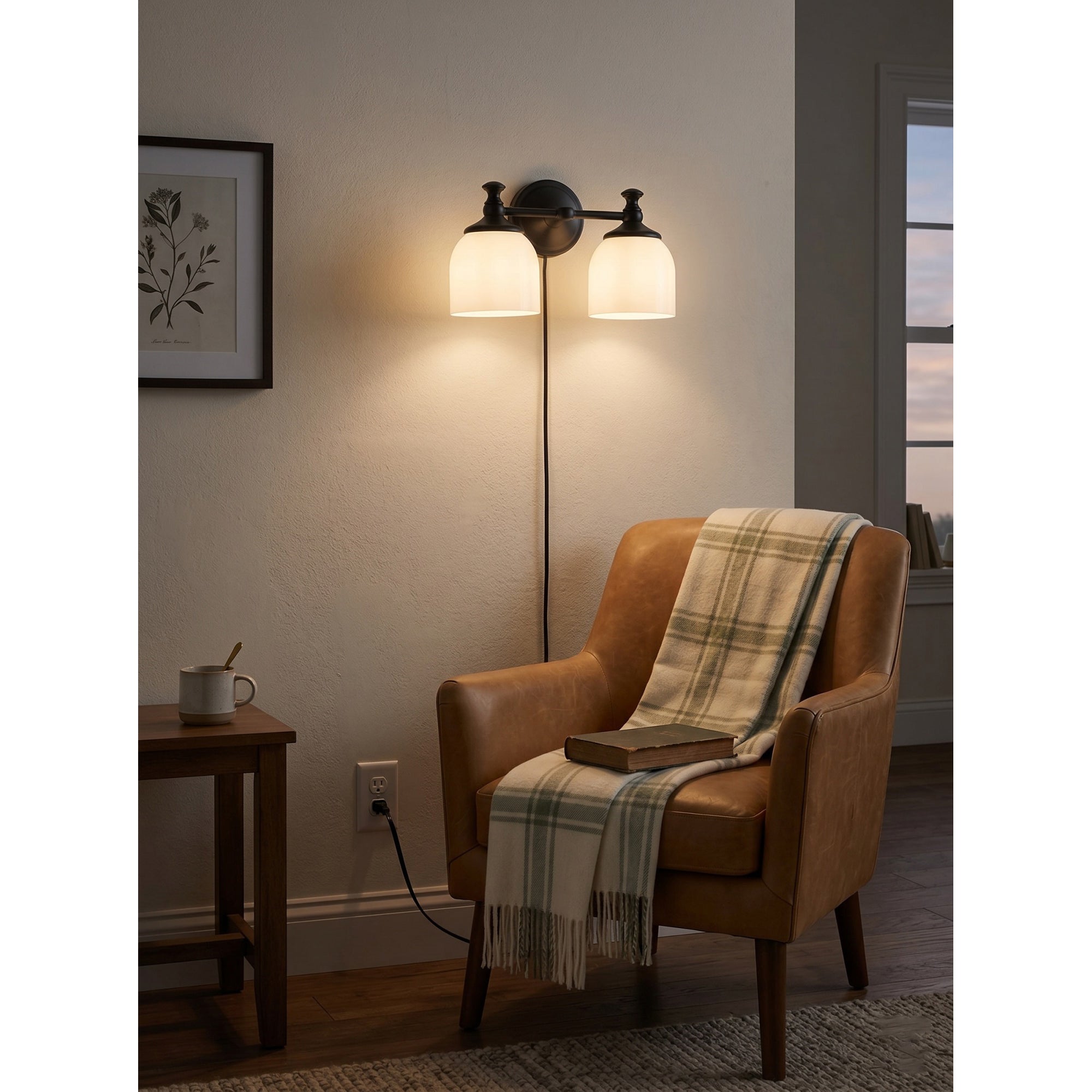 Celiaya Chart Glass Plug-in Wall Sconce