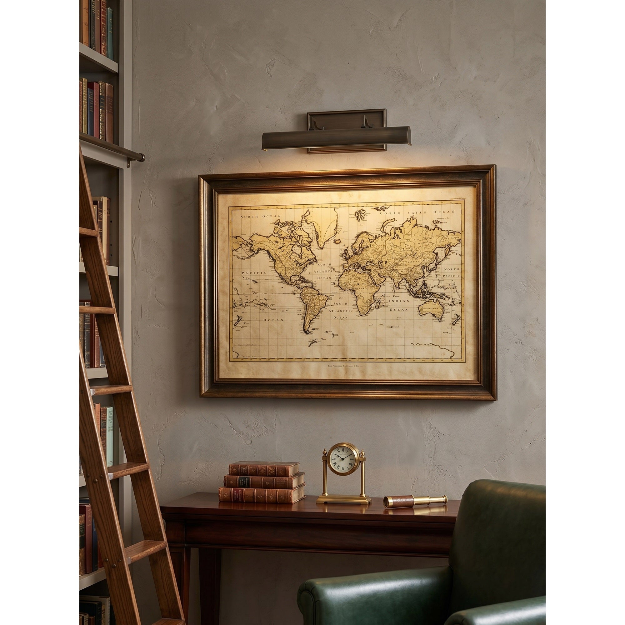Laurentia Sconce