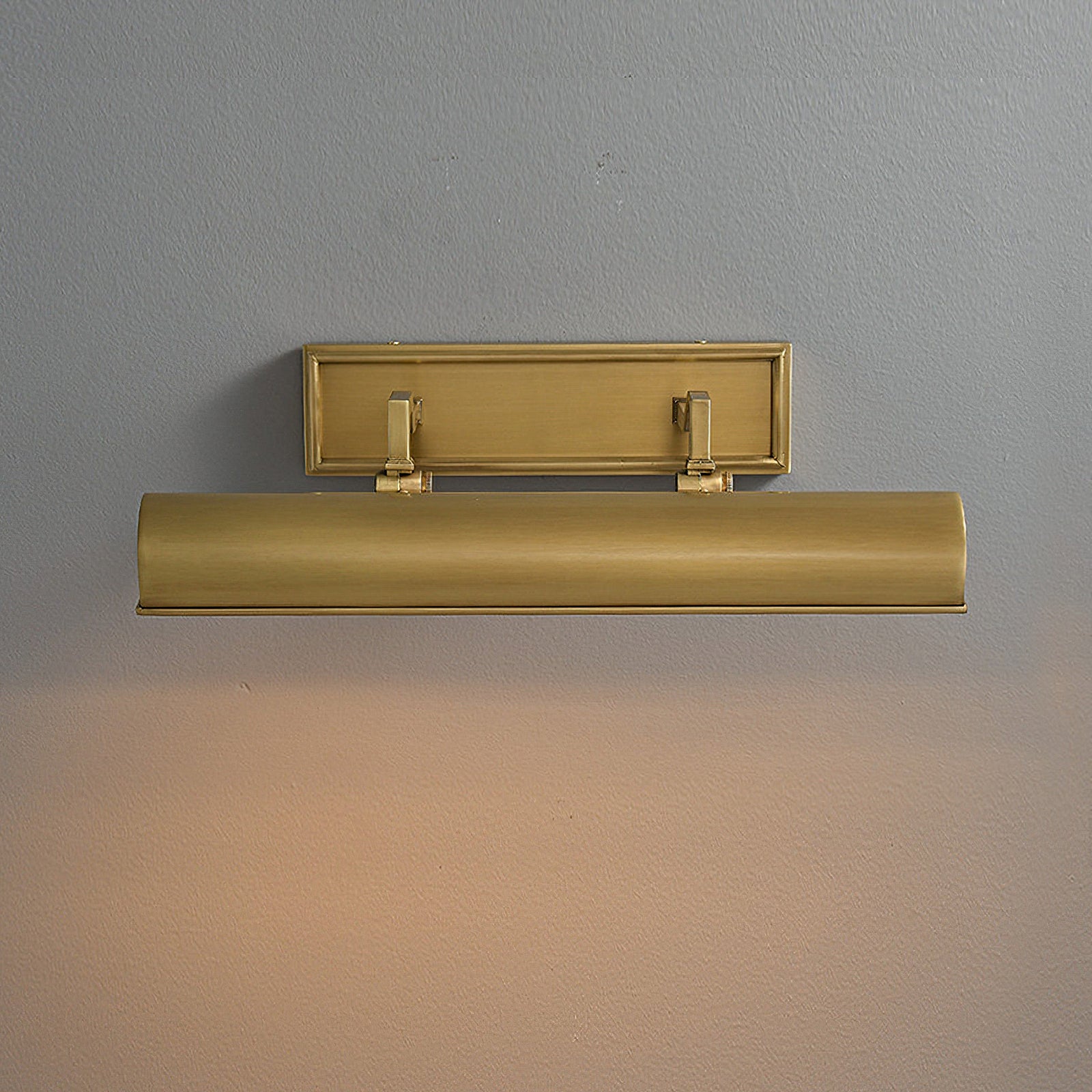 Laurentia Sconce