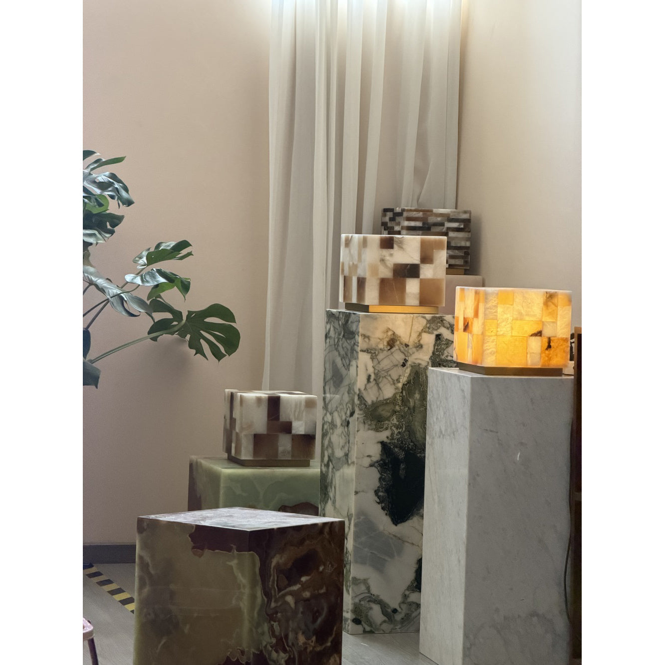 Lioriise Table Lamp