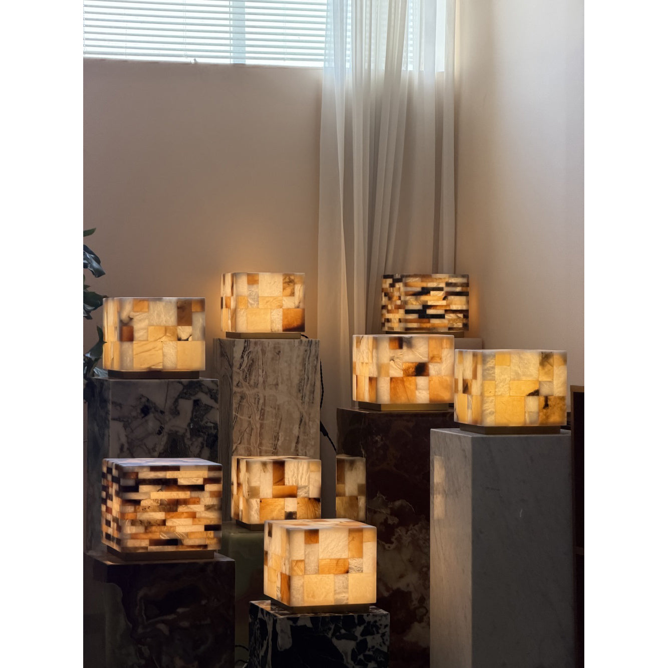Lioriise Table Lamp