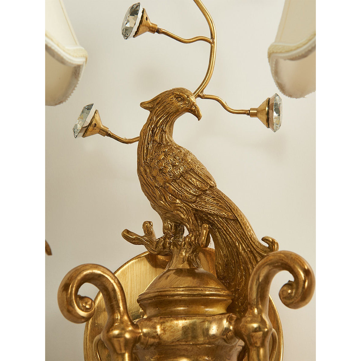Veliiella Wall Light